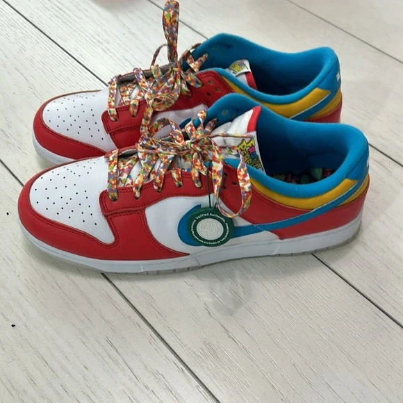 Nike dunks fruity pebbles worn very few times in good condition - Picture 2 of 8